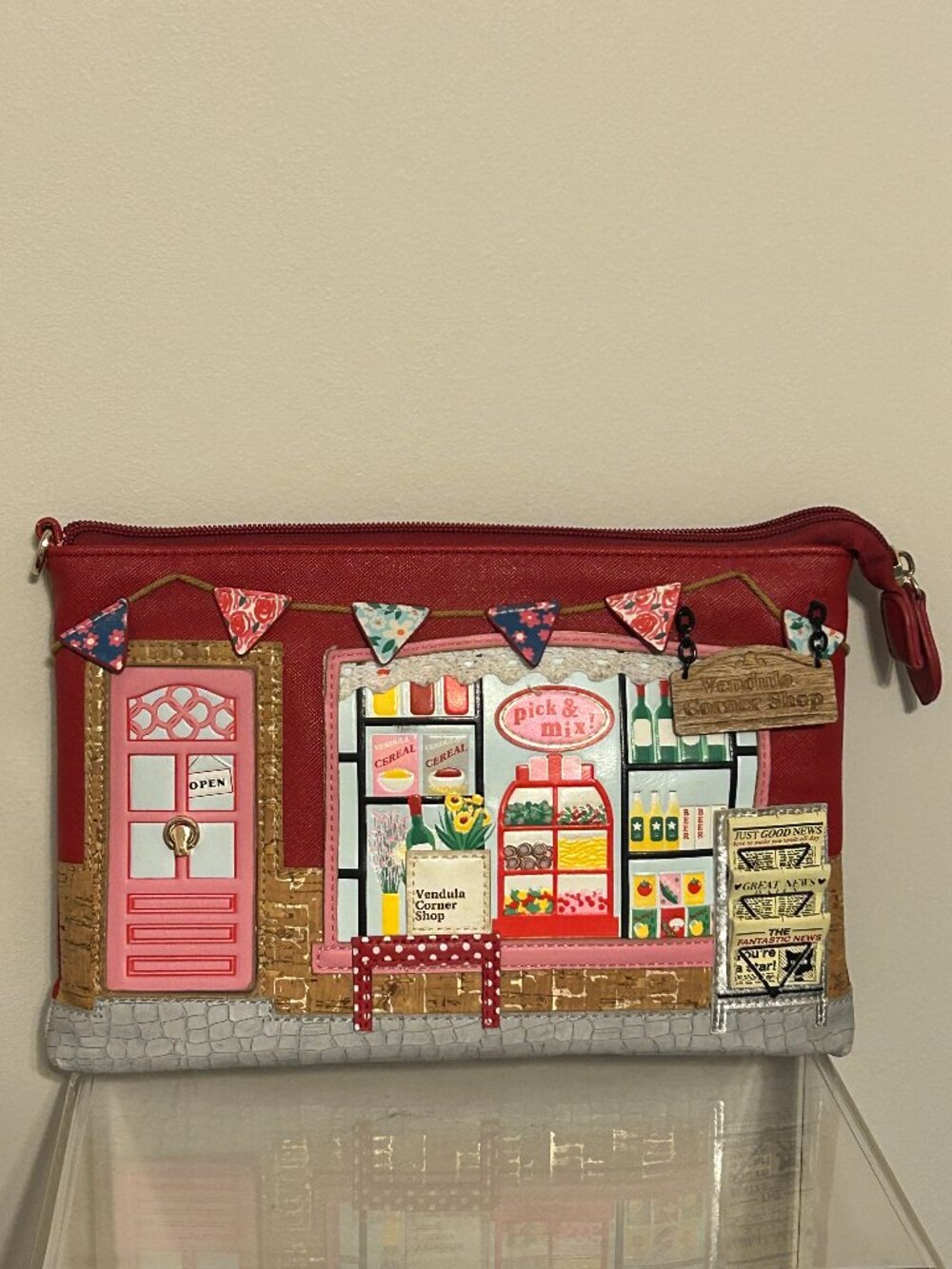 VENDULA London Retro Corner Shop Buy Local Collie Dog Pouch Handbag